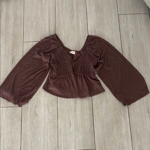 Altrd State Women's Brown Wide Arm Top